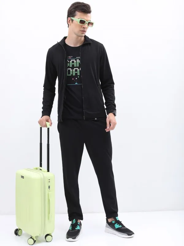 Men Regular Fit Track Pant