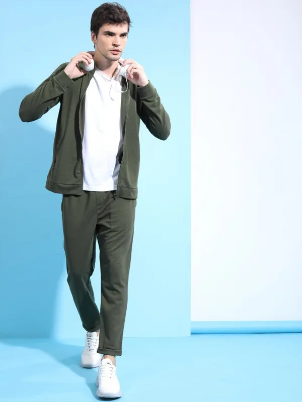  Highlander Men Olive Regular Fit Track Pants