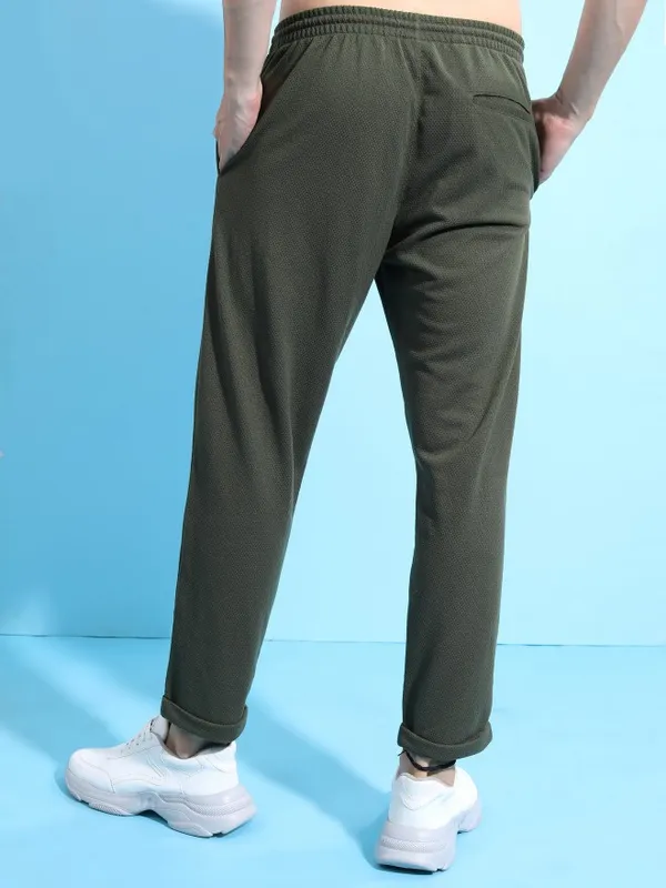  Highlander Men Olive Regular Fit Track Pants