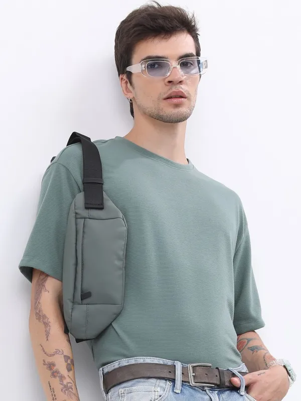  Ketch Men Green Solid Round Neck T-Shirts
