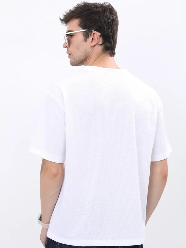 Highlander Men Structured White Solid Oversized Fit T-Shirt