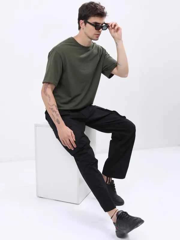 Highlander Men Olive Solid Oversized Fit T-Shirt