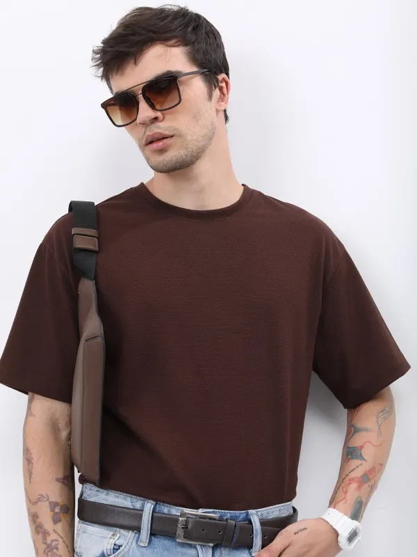 Highlander Men Coffee Brown Solid Oversized Round Neck T-Shirt