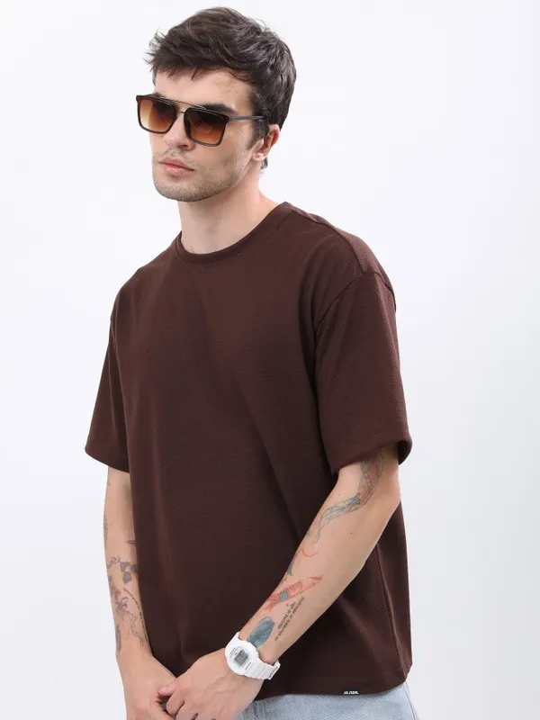 Highlander Men Coffee Brown Solid Oversized Round Neck T-Shirt