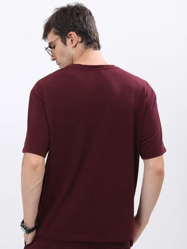Highlander Men Burgundy Solid Oversized Round Neck T-Shirt