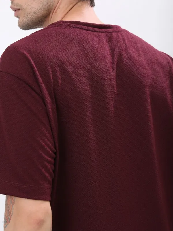 Highlander Men Burgundy Solid Oversized Round Neck T-Shirt