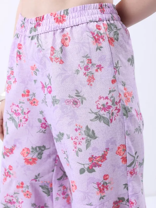 Vishudh Women Lavender Printed Kurta Sets