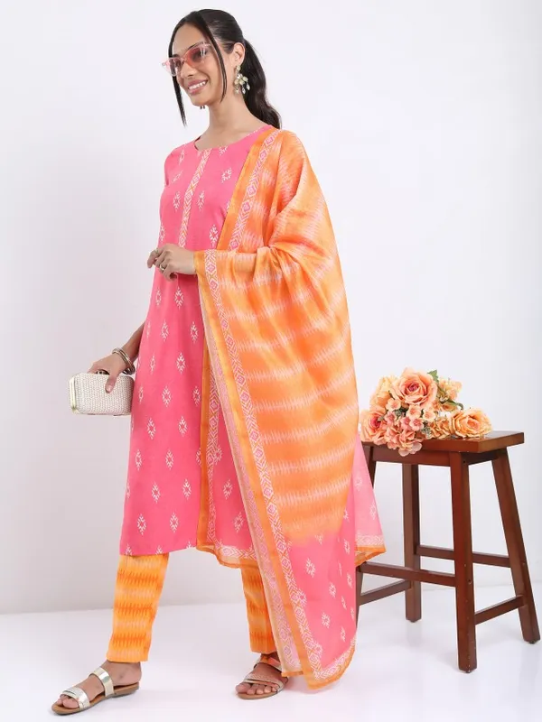  Ketch Women Pink Printed Kurta Sets