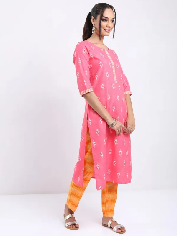  Ketch Women Pink Printed Kurta Sets