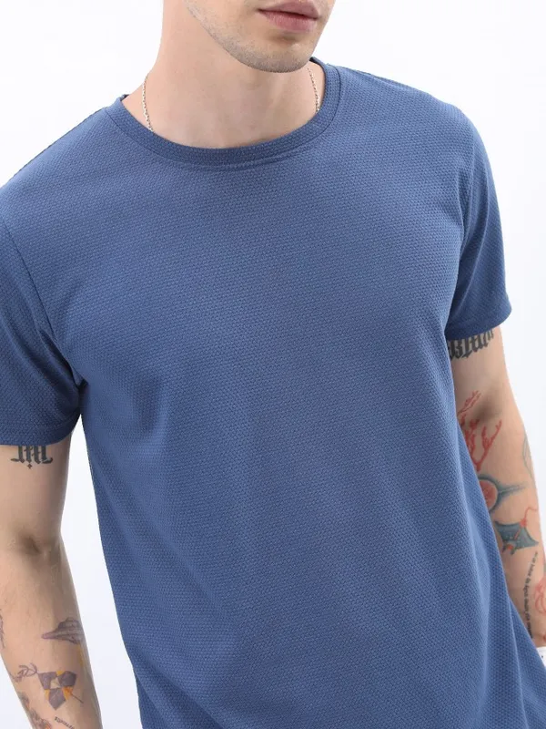  Highlander Men Blue Solid Round Neck T-Shirts