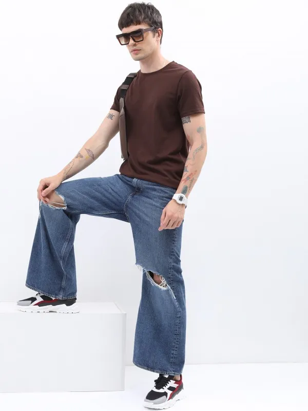 Men Solid Round Neck T-shirt