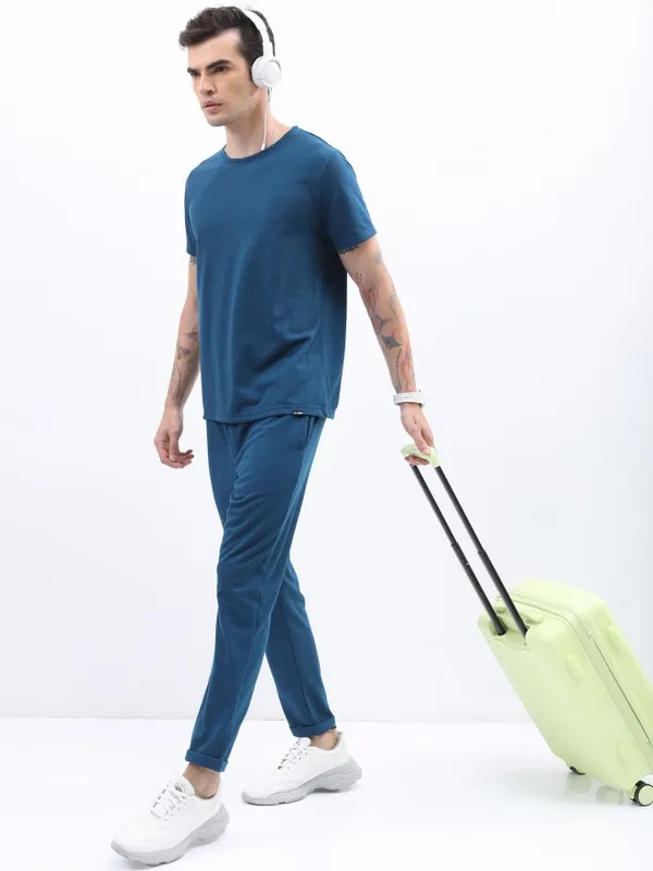  Highlander Men Teal Solid Round Neck T-Shirts