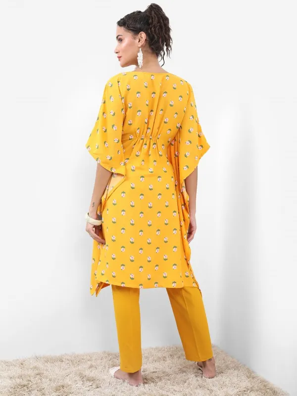 Vishudh Women Yellow Printed Top With Dhoti Pant