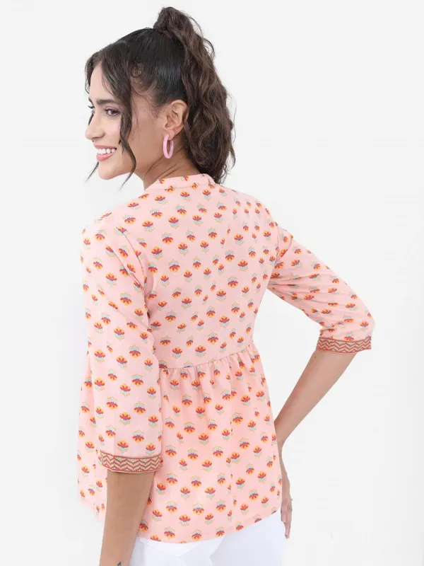 Vishudh Women Peach Printed Top