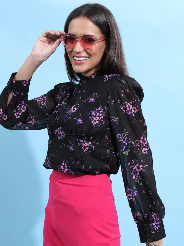  Tokyo Talkies Women Black Printed Regular Tops