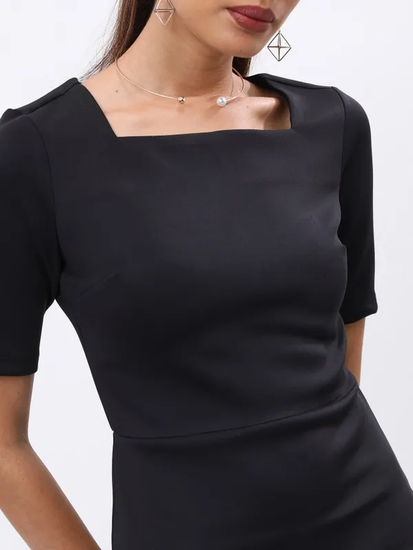  Tokyo Talkies Women Black Solid Bodycon Dresses