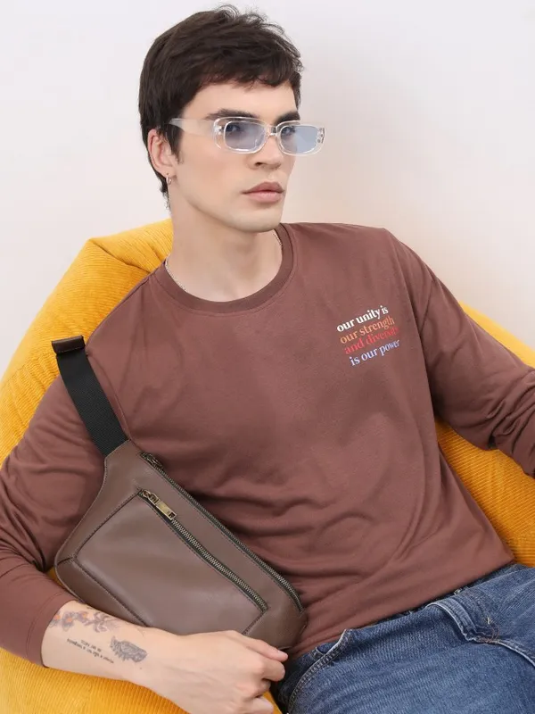  Highlander Men Brown Printed Round Neck T-Shirts