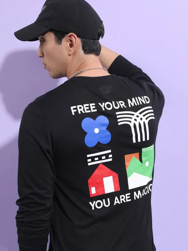 Men Printed Round Neck T-shirt