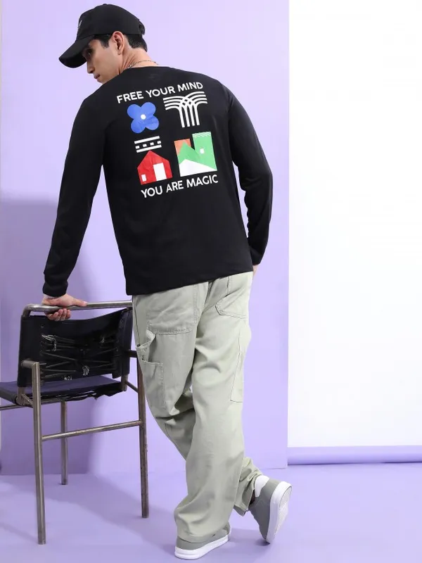 Men Printed Round Neck T-shirt