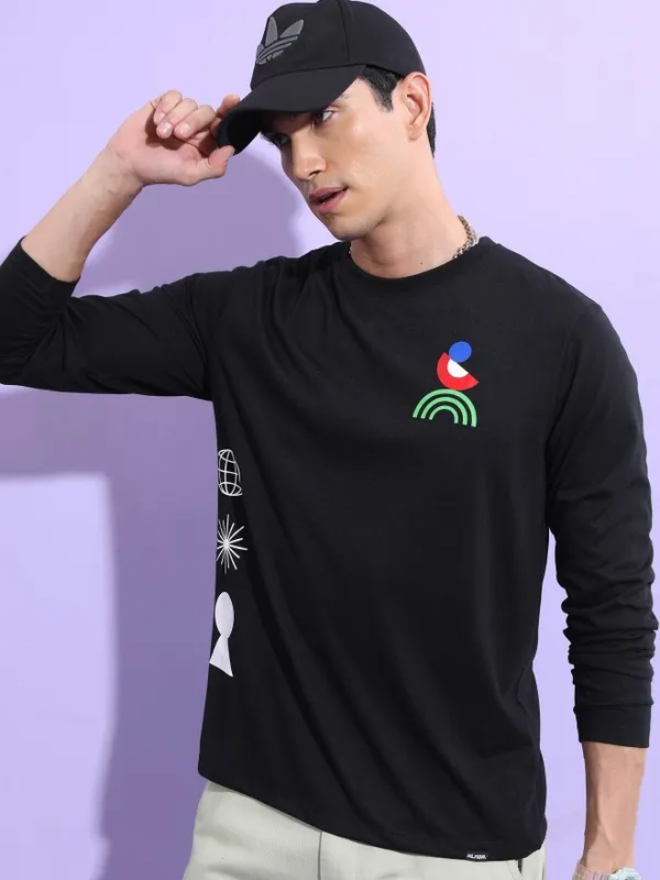 Men Printed Round Neck T-shirt