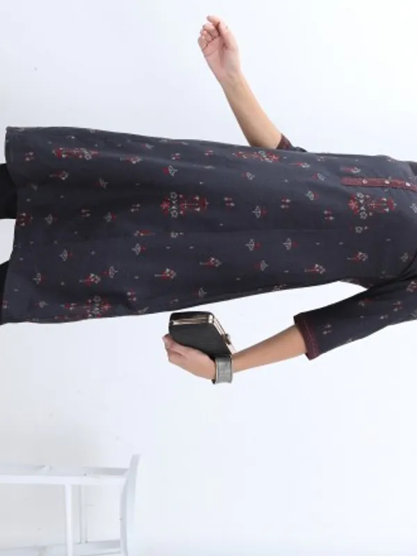 Vishudh Women Black Printed Straight Kurta