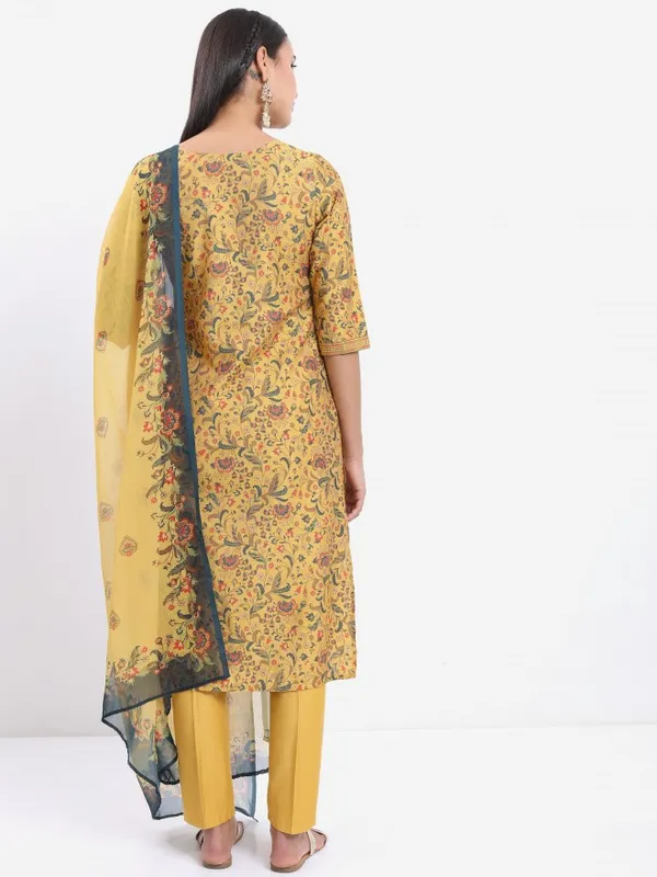 Women Kurta With Trouser & Dupatta