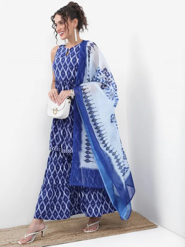 Women Kurta With Sharara & Dupatta