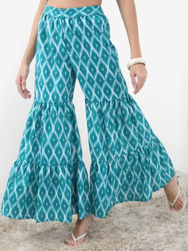  Ketch Women Teal Printed Kurta Sets
