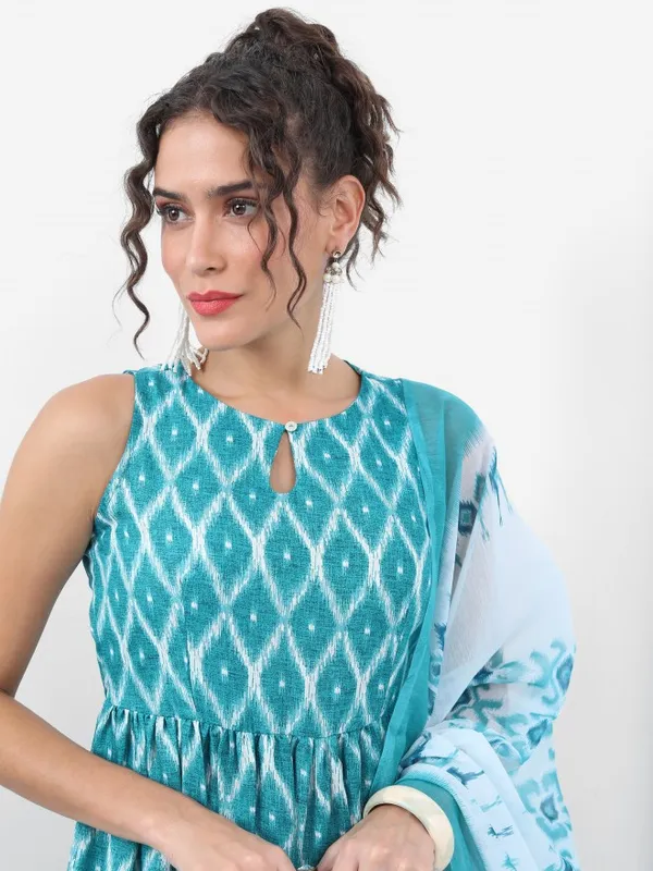  Ketch Women Teal Printed Kurta Sets