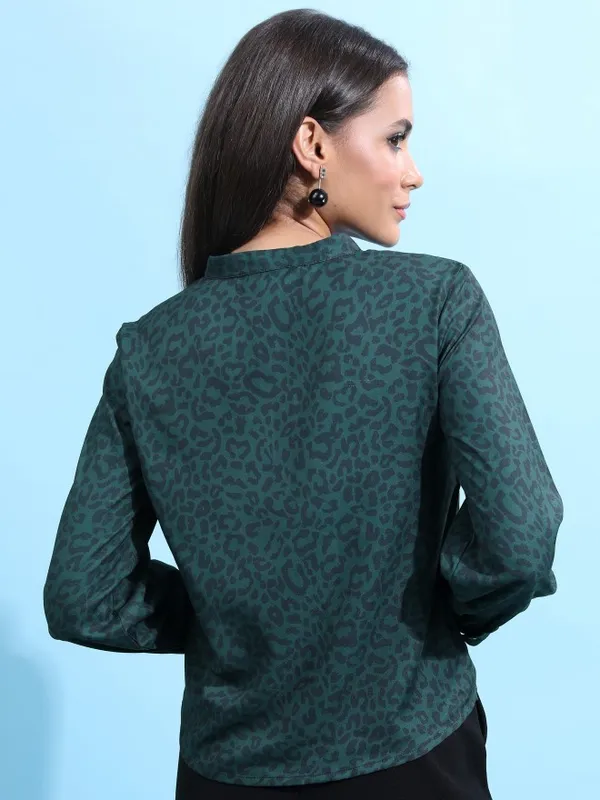  Tokyo Talkies Women Green Printed Casual Shirts