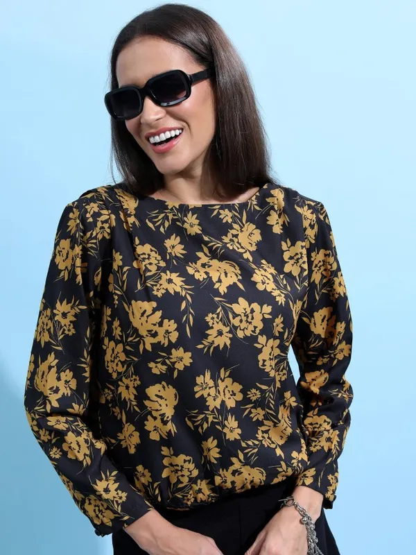  Tokyo Talkies Women Black Printed Regular Tops