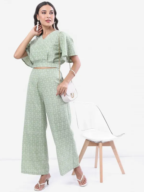 Vishudh Women Green Printed Top With Palazzo