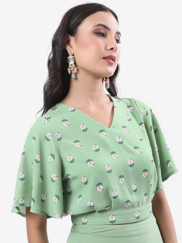  Vishudh Women Green Printed Tops