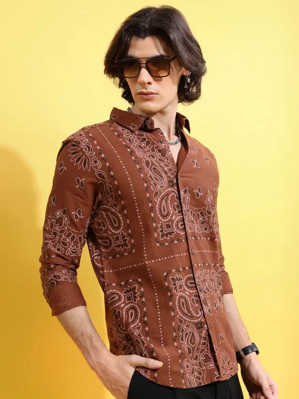 Men Slim Fit Casual Shirt