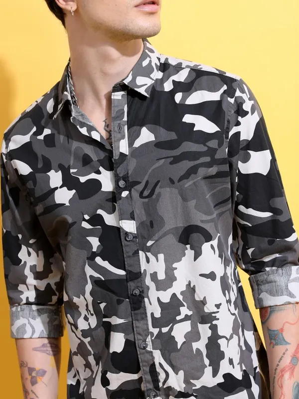  Ketch Men Grey Printed Slim Fit Casual Shirts