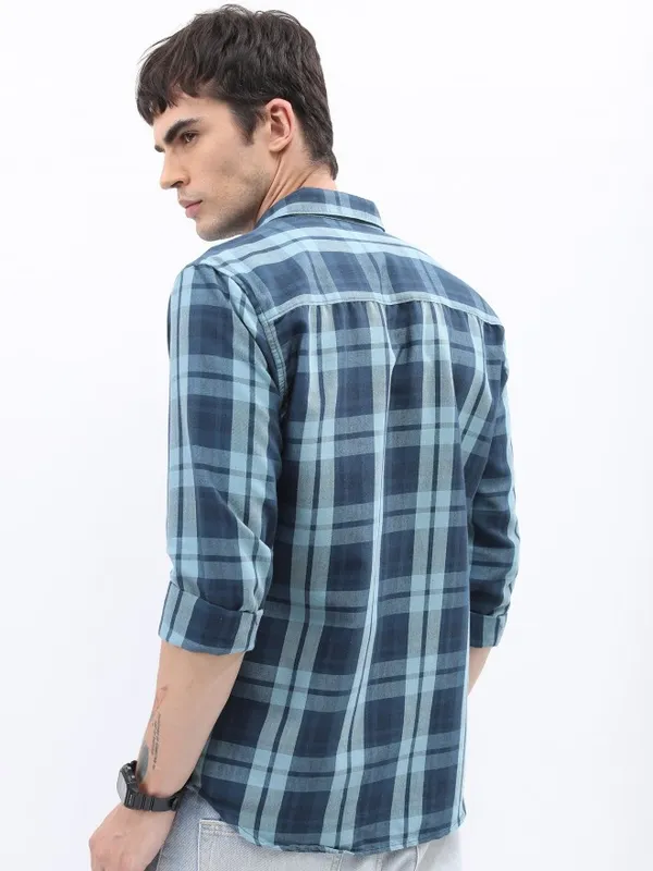  Highlander Men Teal Checked Slim Fit Casual Shirts