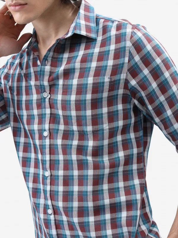 Men Slim Fit Casual Shirt