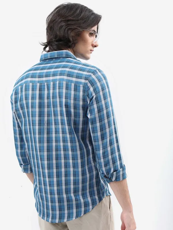  Highlander Men Blue Checked Slim Fit Casual Shirts