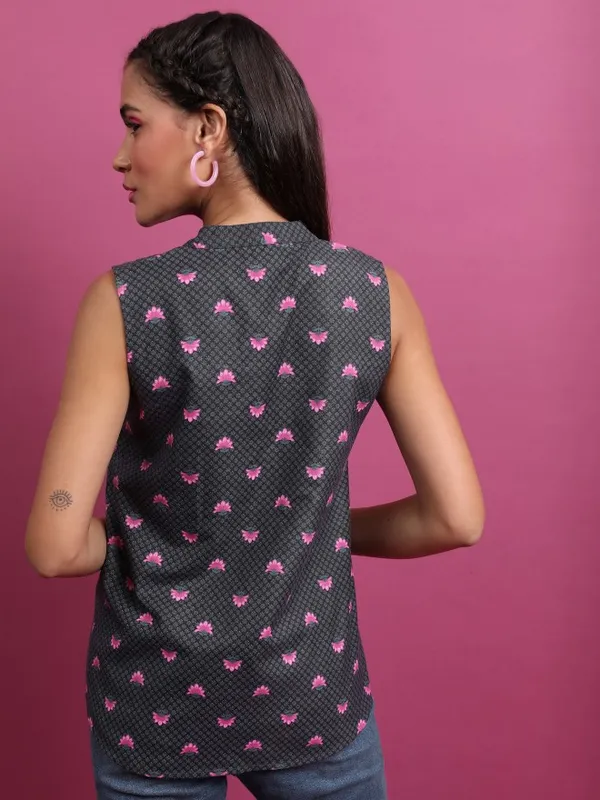  Ketch Women Black Printed Peplum Tops