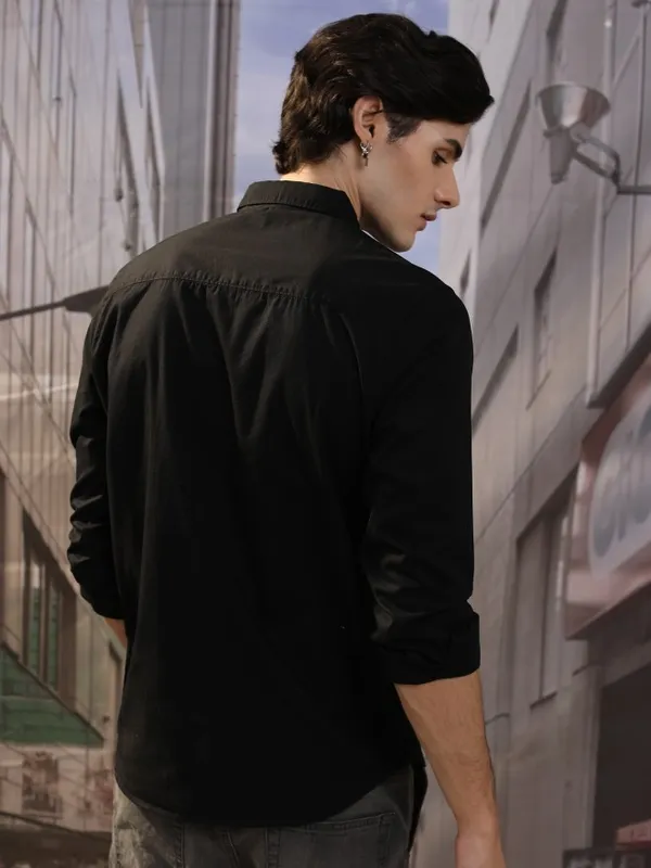 Men Slim Fit Casual Shirt