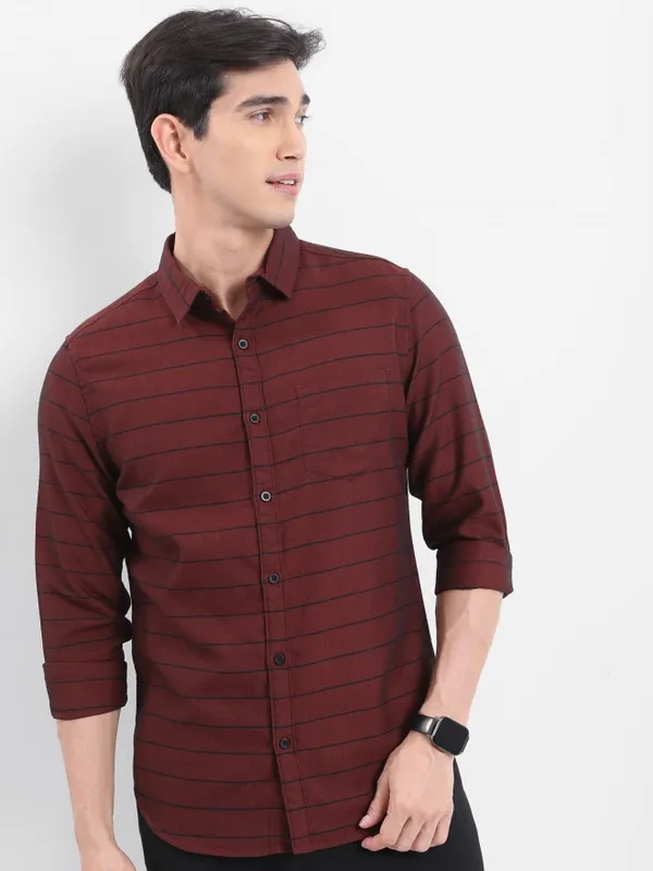 Men Slim Fit Casual Shirt
