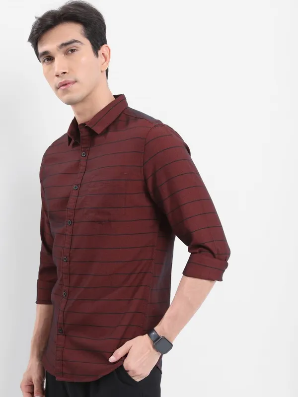 Men Slim Fit Casual Shirt