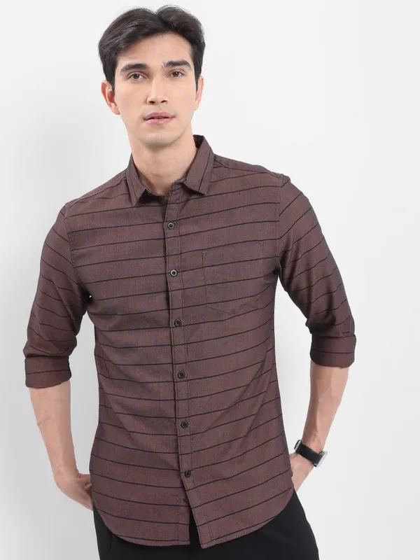 Men Slim Fit Casual Shirt