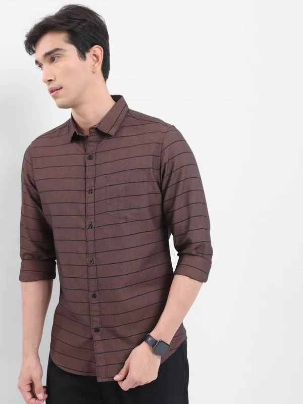 Men Slim Fit Casual Shirt
