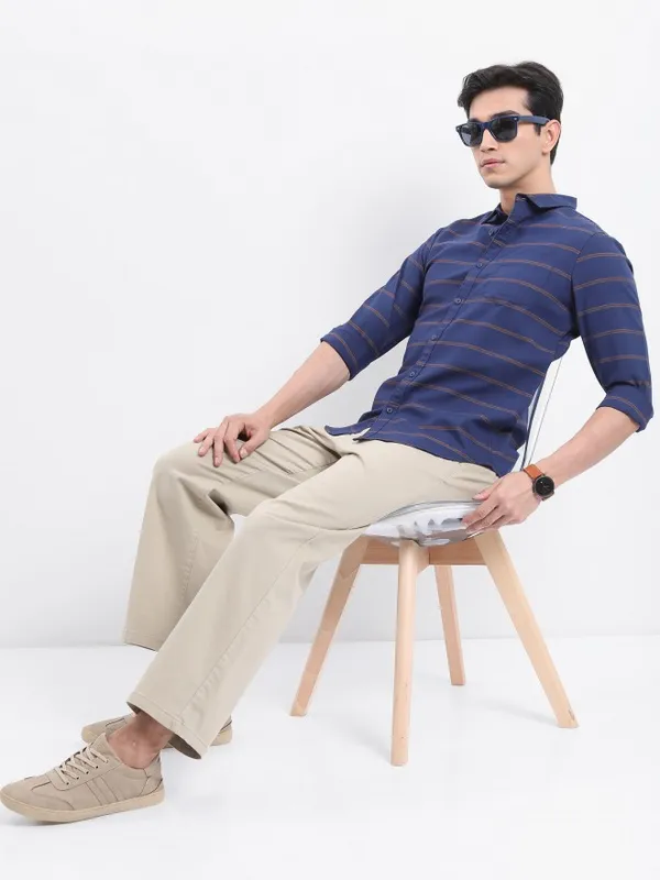 Highlander Men Navy Blue Striped Slim Fit Casual Shirts