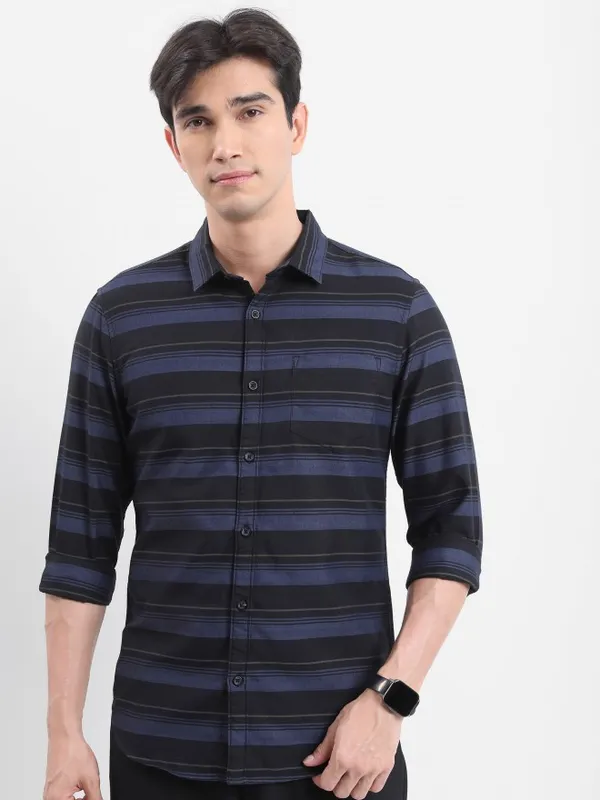  Highlander Men Black Striped Slim Fit Casual Shirts