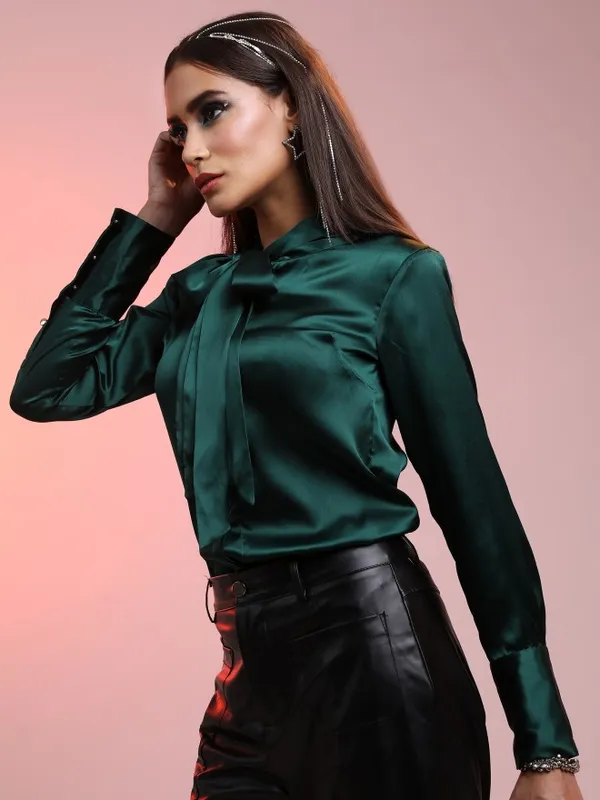  Ketch Women Green Solid Casual Shirts