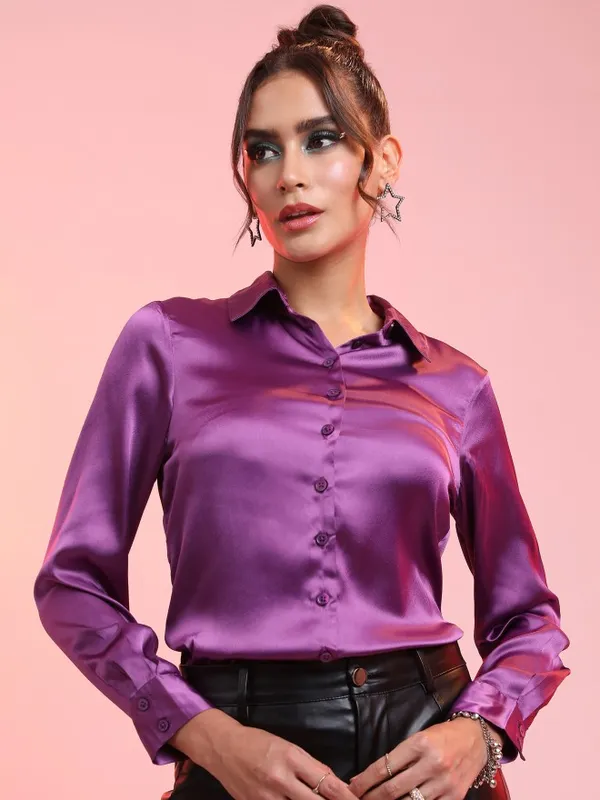 Women Solid Casual Shirt