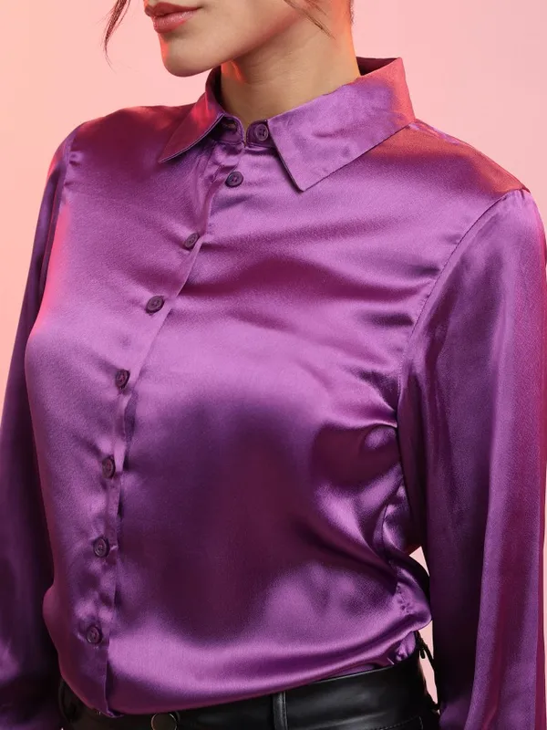 Women Solid Casual Shirt