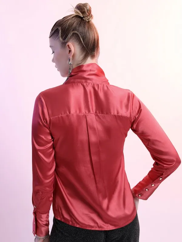  Tokyo Talkies Women Red Solid Casual Shirts